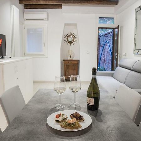 Venetian Mood Private Apartment Exterior foto